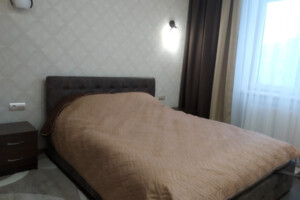 Довгострокова оренда квартири, Дніпро, р‑н. Нагорний, Писаржевського вулиця, буд. 11