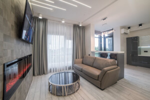 Довгострокова оренда квартири, Дніпро, Моссаковського Володимира вулиця, буд. 7 корпус 1