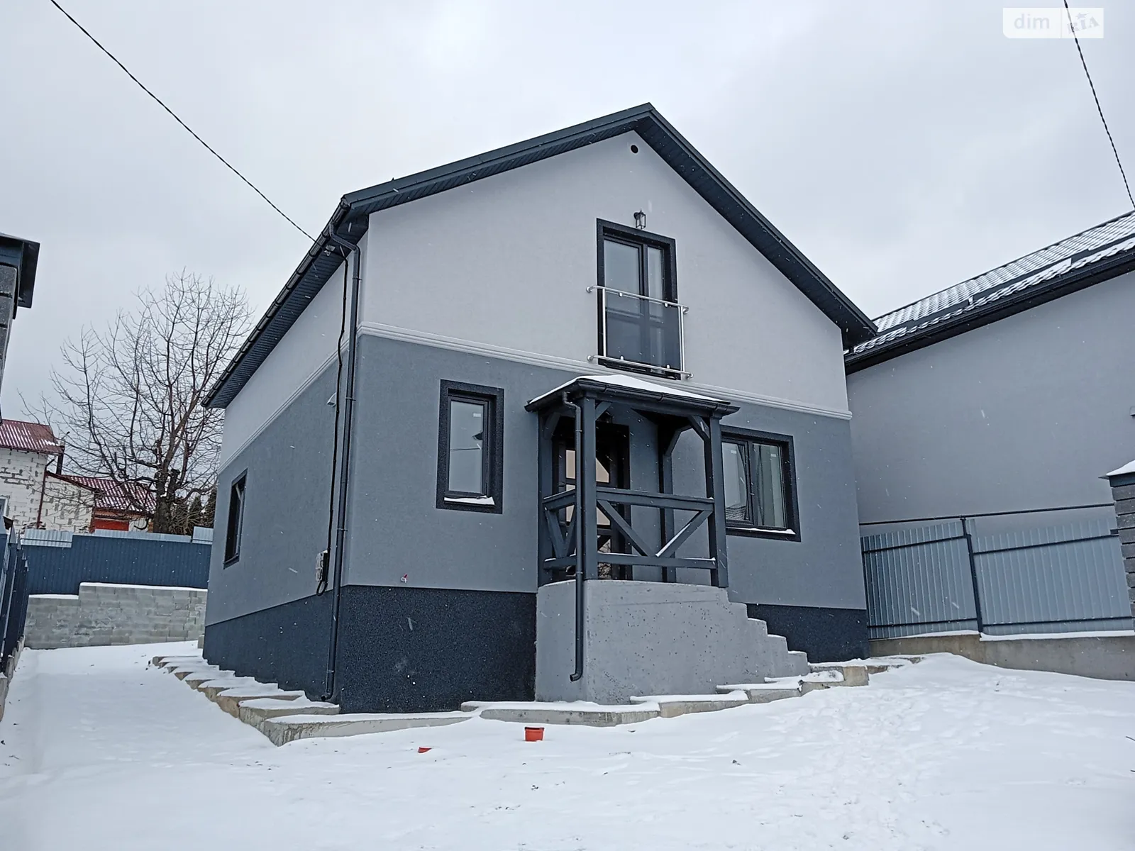 Продается дом на 2 этажа 110 кв. м с участком, цена: 77000 $ - фото 1