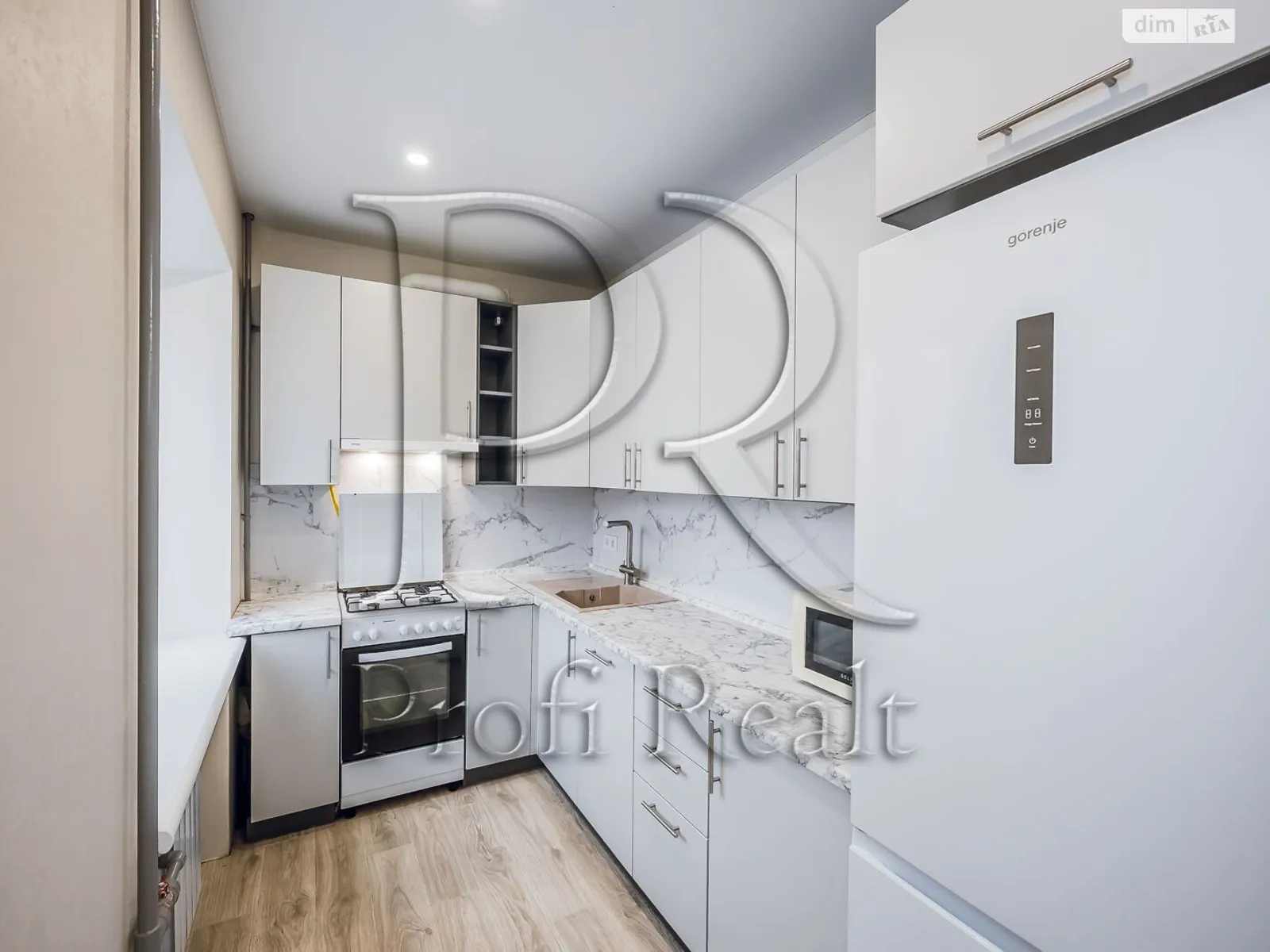 Продается 1-комнатная квартира 40.96 кв. м в Киеве, ул. Привокзальная, 10 - фото 1