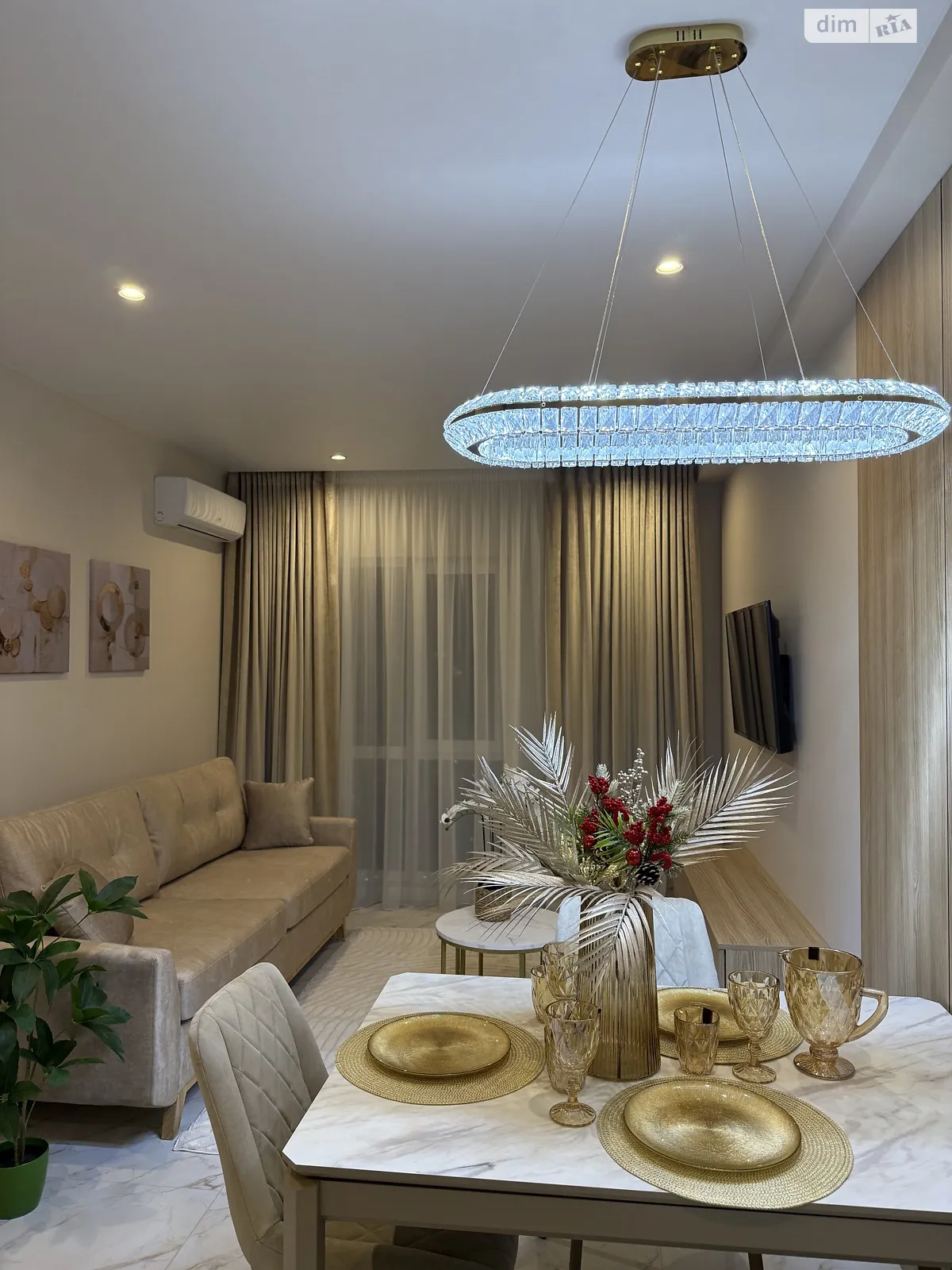 Продається 1-кімнатна квартира 41 кв. м у Києві, цена: 125900 $ - фото 1