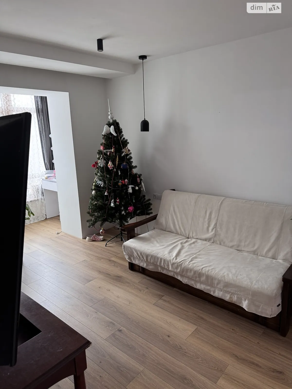 Продается 3-комнатная квартира 69.4 кв. м в Днепре, ул. Семафорная - фото 1