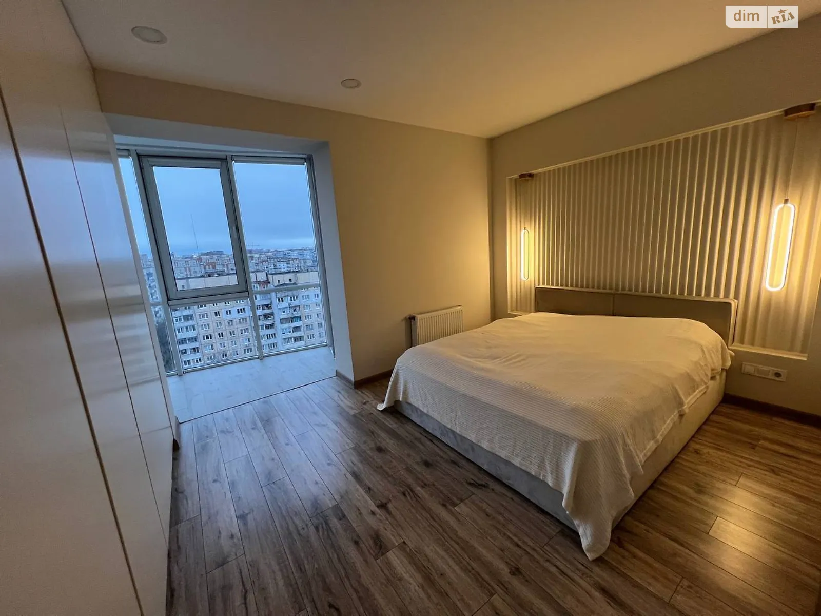 Продається 2-кімнатна квартира 79.1 кв. м у Львові, вул. Кульпарківська - фото 1