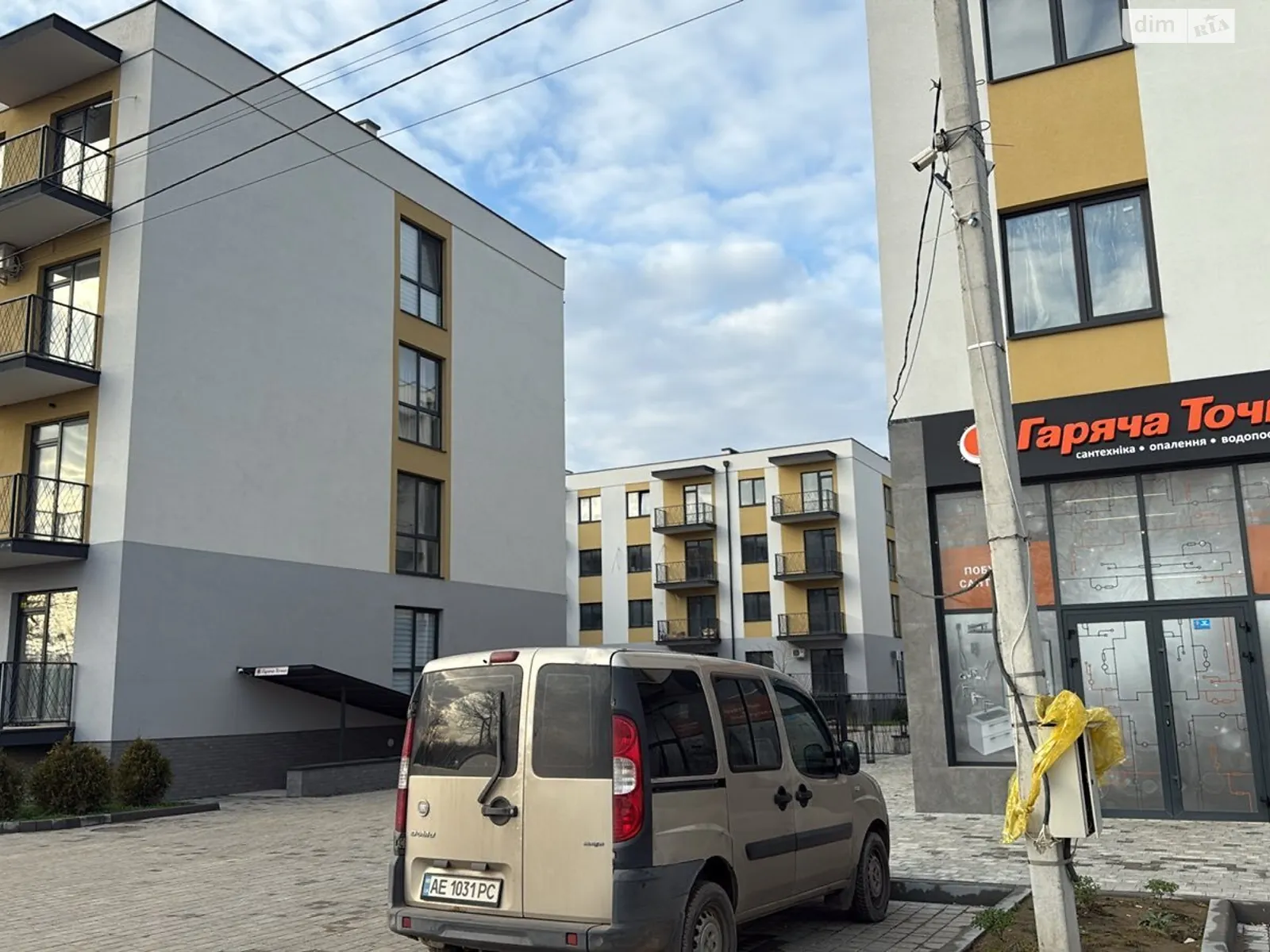 Продается 1-комнатная квартира 39 кв. м в Ужгороде, ул. Загорская, 170Б - фото 1