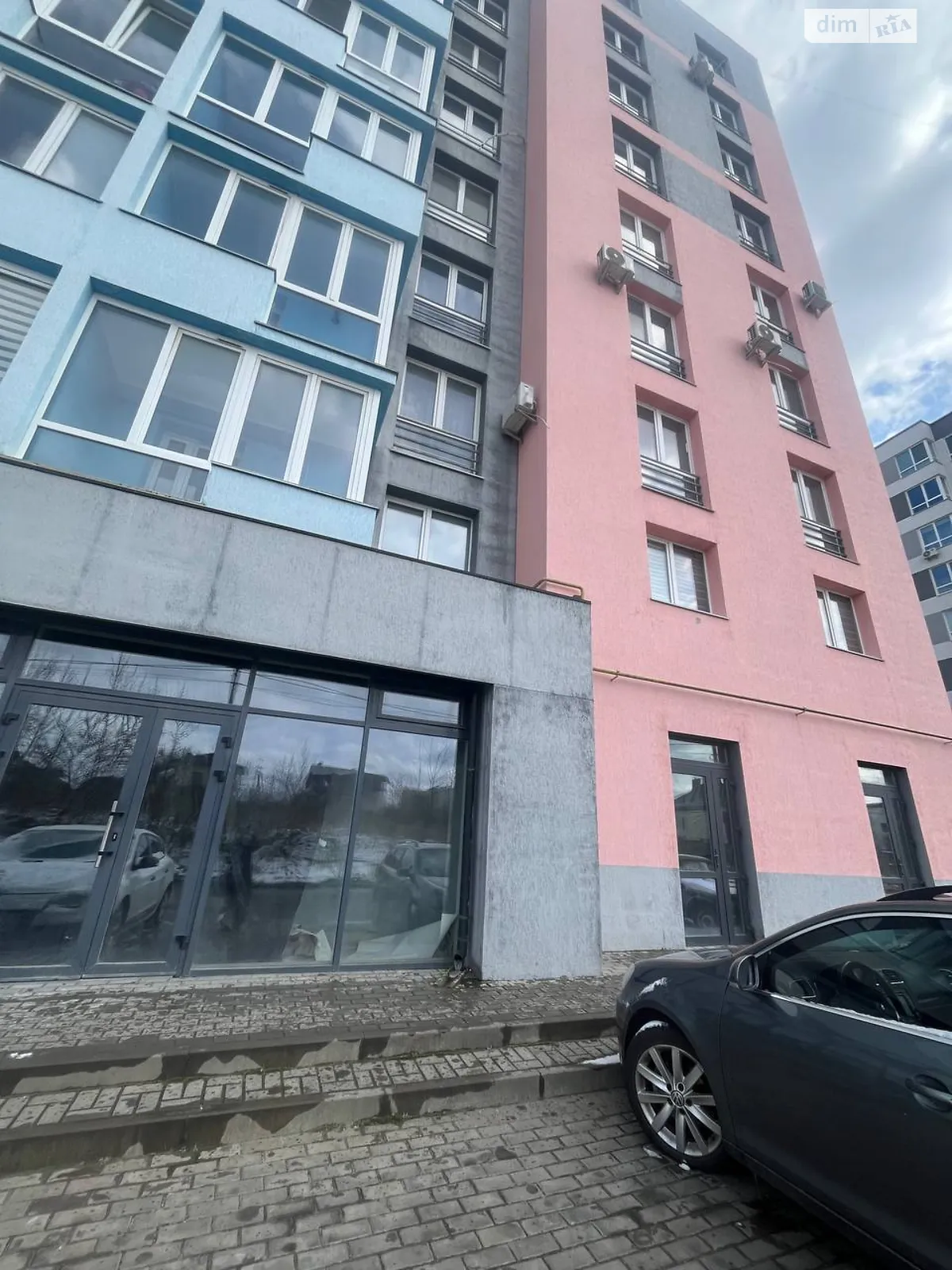 Сдается в аренду помещения свободного назначения 174 кв. м в 9-этажном здании, цена: 80000 грн - фото 1