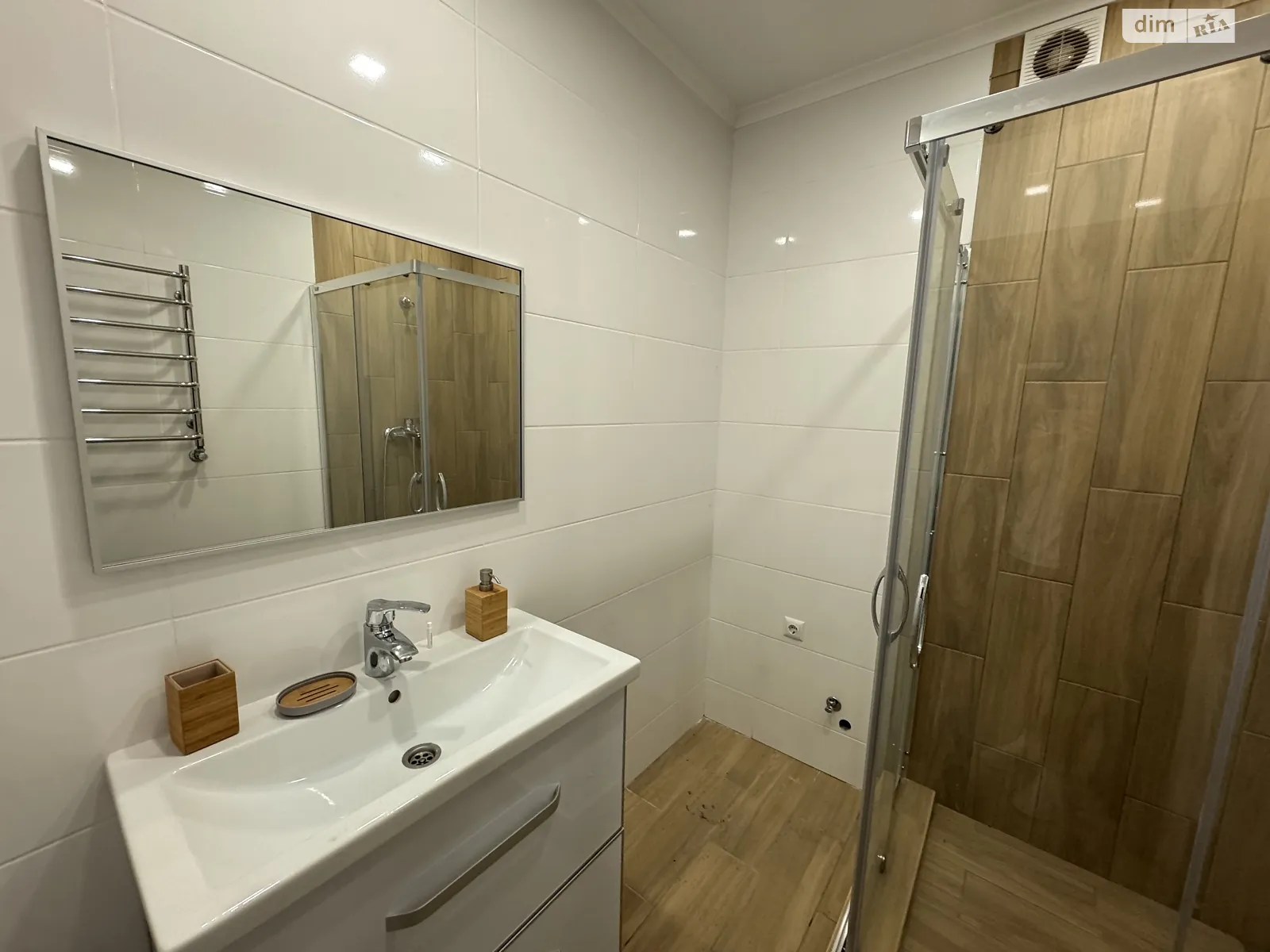 Продается 2-комнатная квартира 60.9 кв. м в Агрономичном, ул. Грушевского, 6А - фото 1