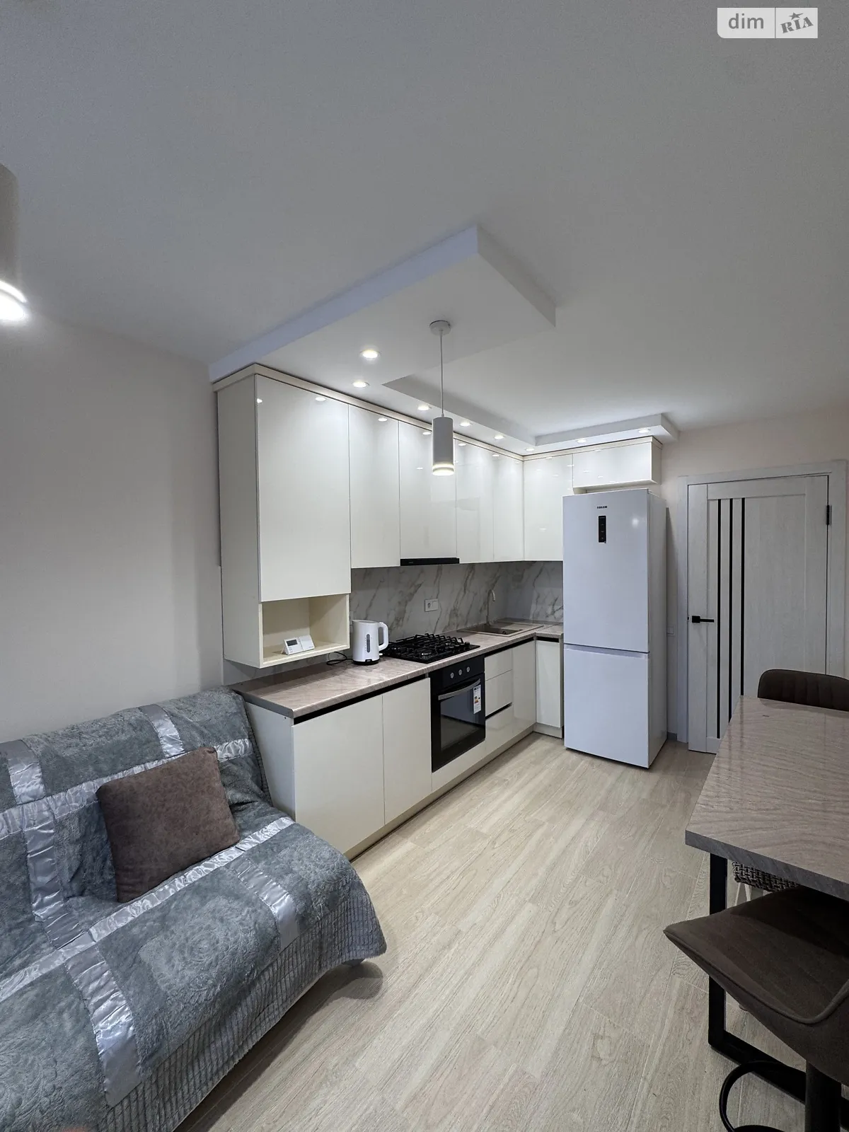 1-кімнатна квартира 43.5 кв. м у Тернополі, вул. Яреми, 9А - фото 1