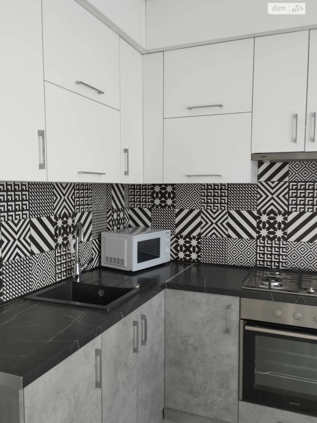 2-комнатная квартира 58 кв. м в Луцке, ул. Назария Яремчука(Ершова) - фото 1