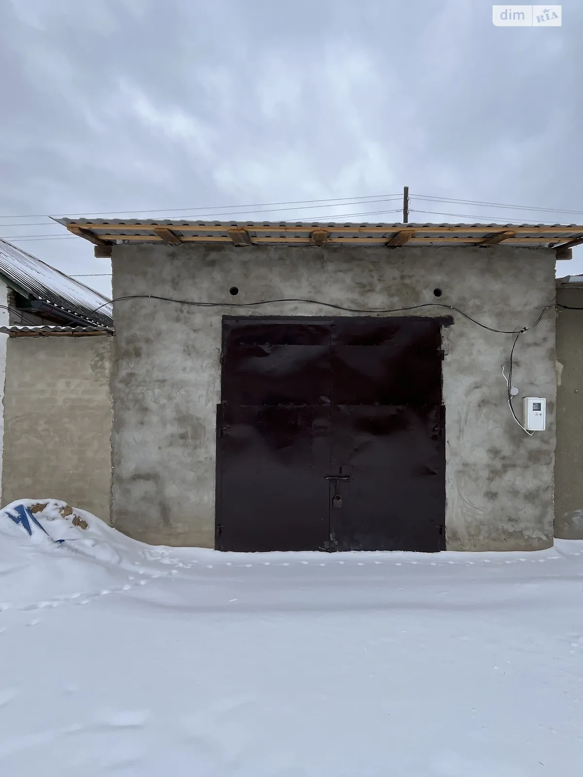 Продается место в гаражном кооперативе универсальный на 56 кв. м, цена: 7500 $ - фото 1