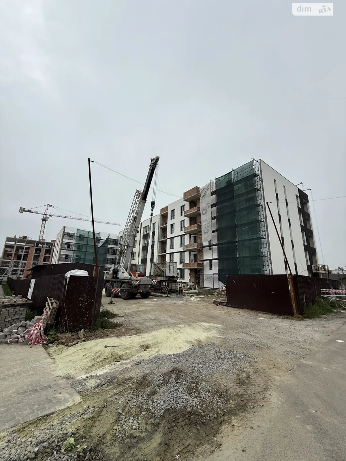 Продается 1-комнатная квартира 47 кв. м в Солонке, ул. Ивана Рубчака - фото 1