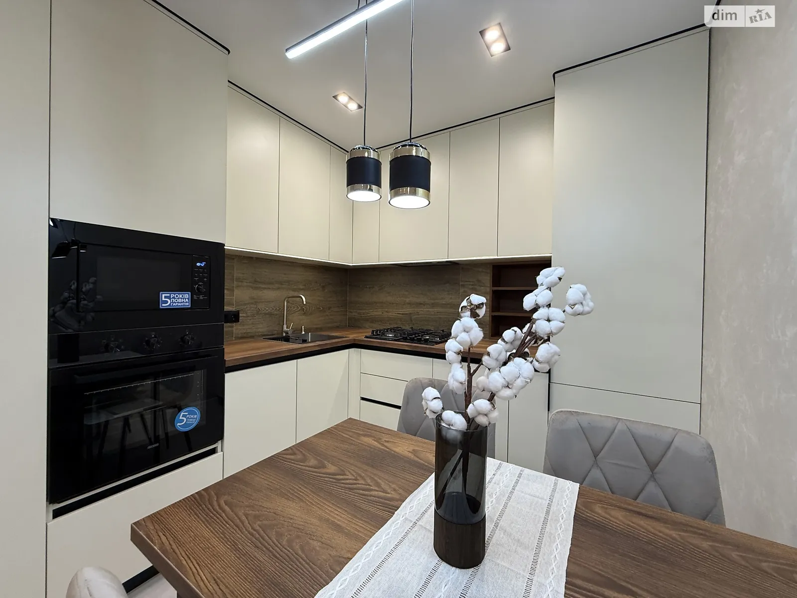 2-кімнатна квартира 58 кв. м у Тернополі, цена: 78500 $ - фото 1