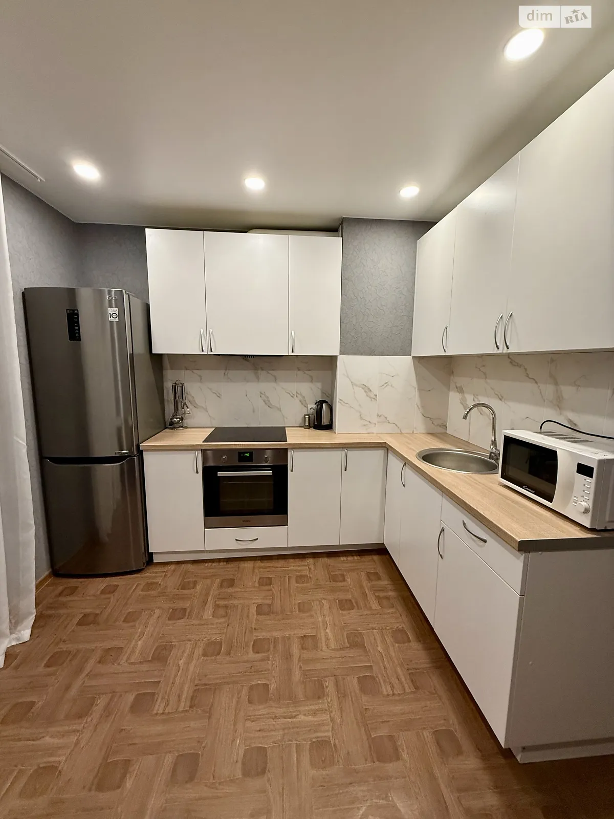 Продается 1-комнатная квартира 49.3 кв. м в Киеве, ул. Ревуцкого, 54 - фото 1