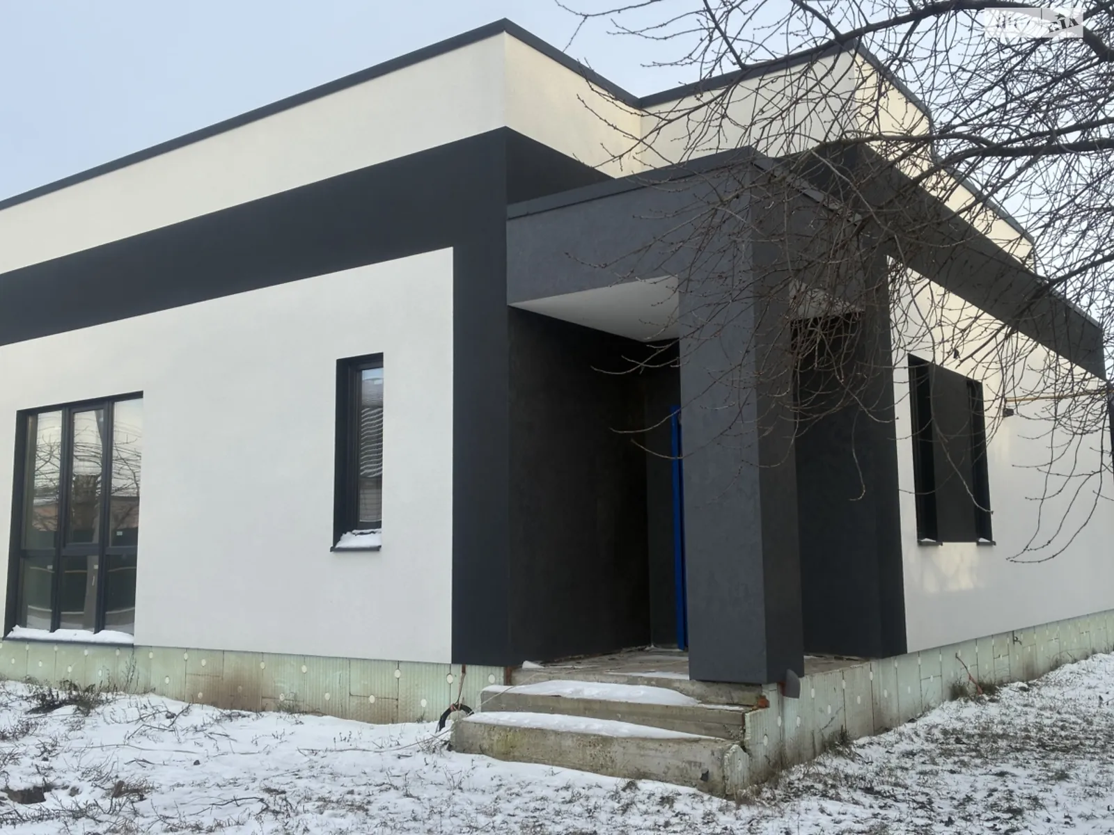 Продается одноэтажный дом 115 кв. м с террасой, цена: 129995 $ - фото 1