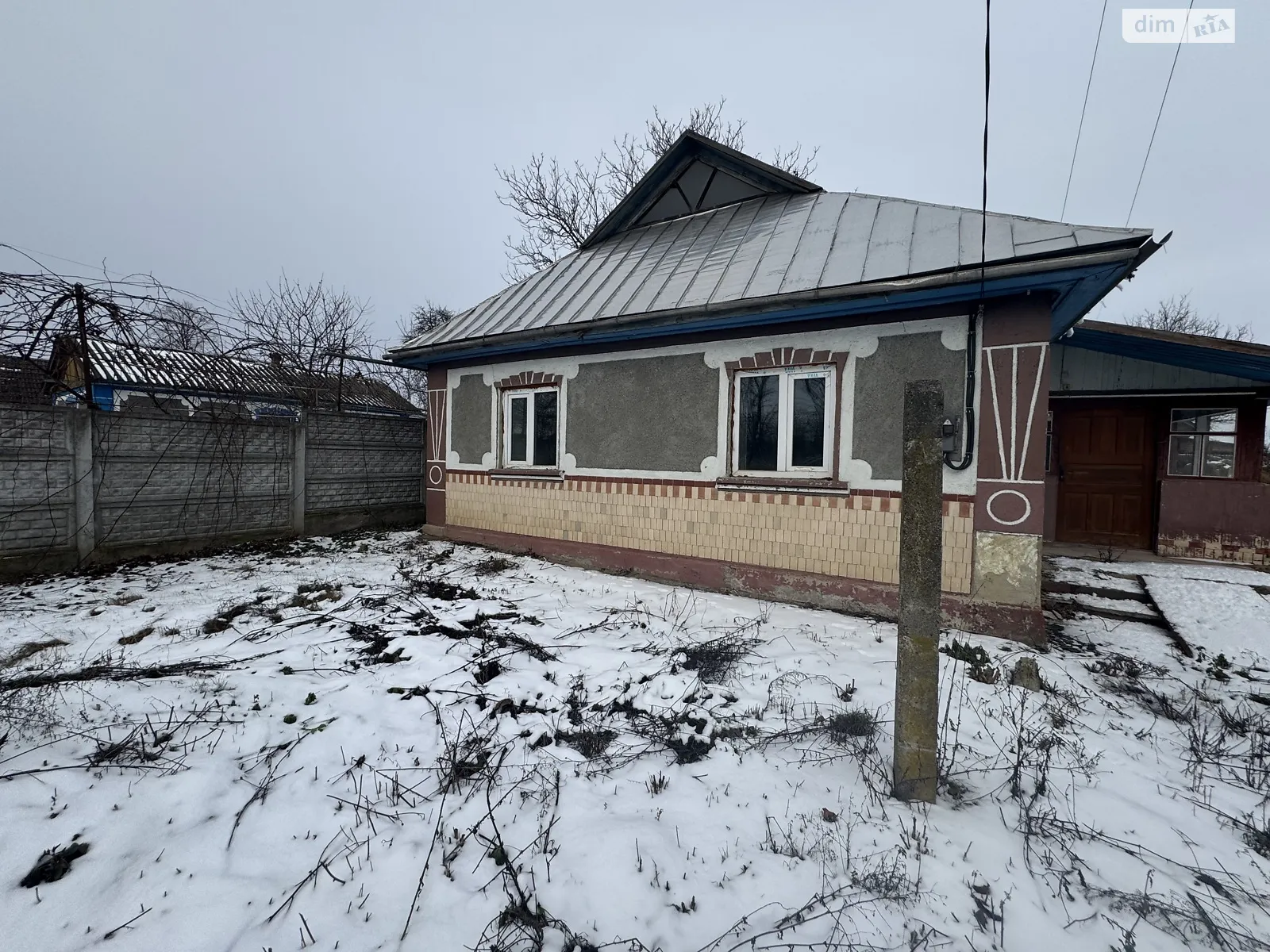 Продается одноэтажный дом 50 кв. м с гаражом, цена: 16000 $ - фото 1