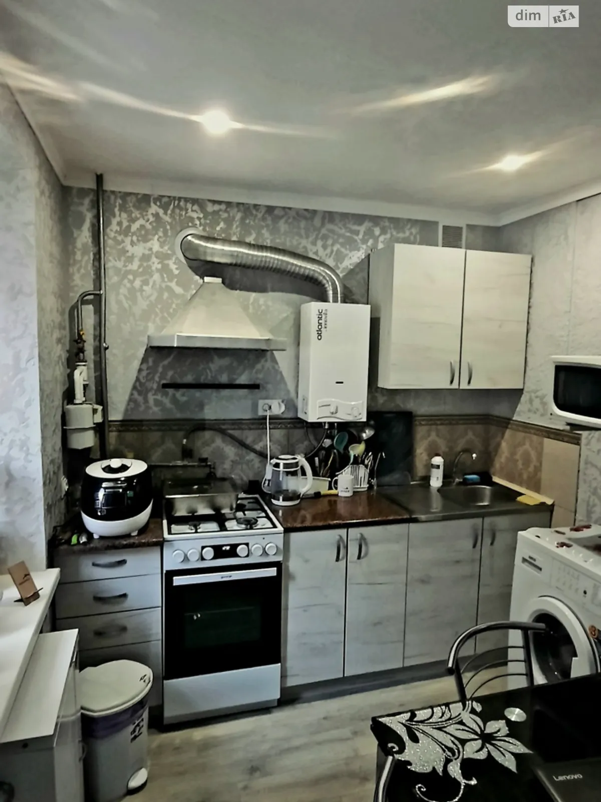 Продається 2-кімнатна квартира 43.8 кв. м у Кривому Розі, просп. Поштовий(Карла Маркса), 58 - фото 1