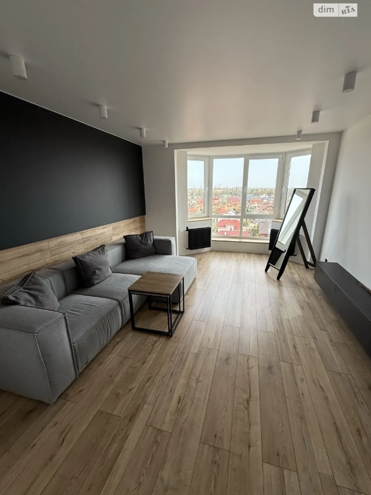 Сдается в аренду 2-комнатная квартира 62 кв. м в, цена: 550 $ - фото 1