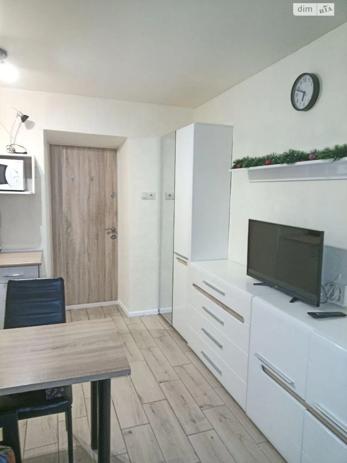 вул. Плещеєва, 34 Пирогів Київ, цена: 18000 $ - фото 1