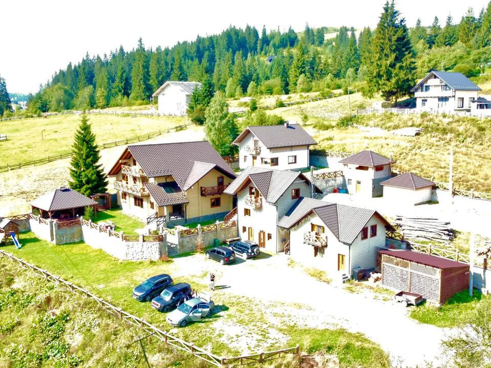 Продается дом на 3 этажа 510 кв. м с камином, ул. Героев Майдана, 5А - фото 1