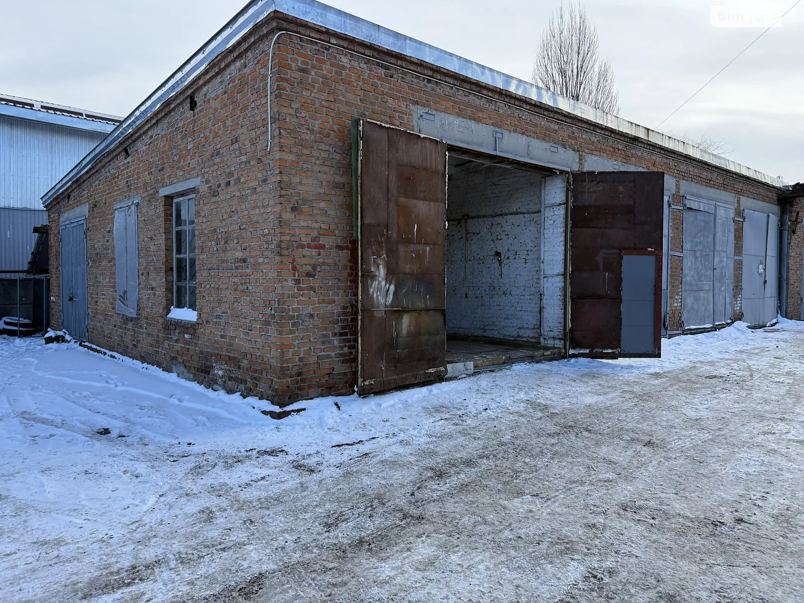 Сдается в аренду помещения свободного назначения 44 кв. м в 1-этажном здании, цена: 8000 грн - фото 1