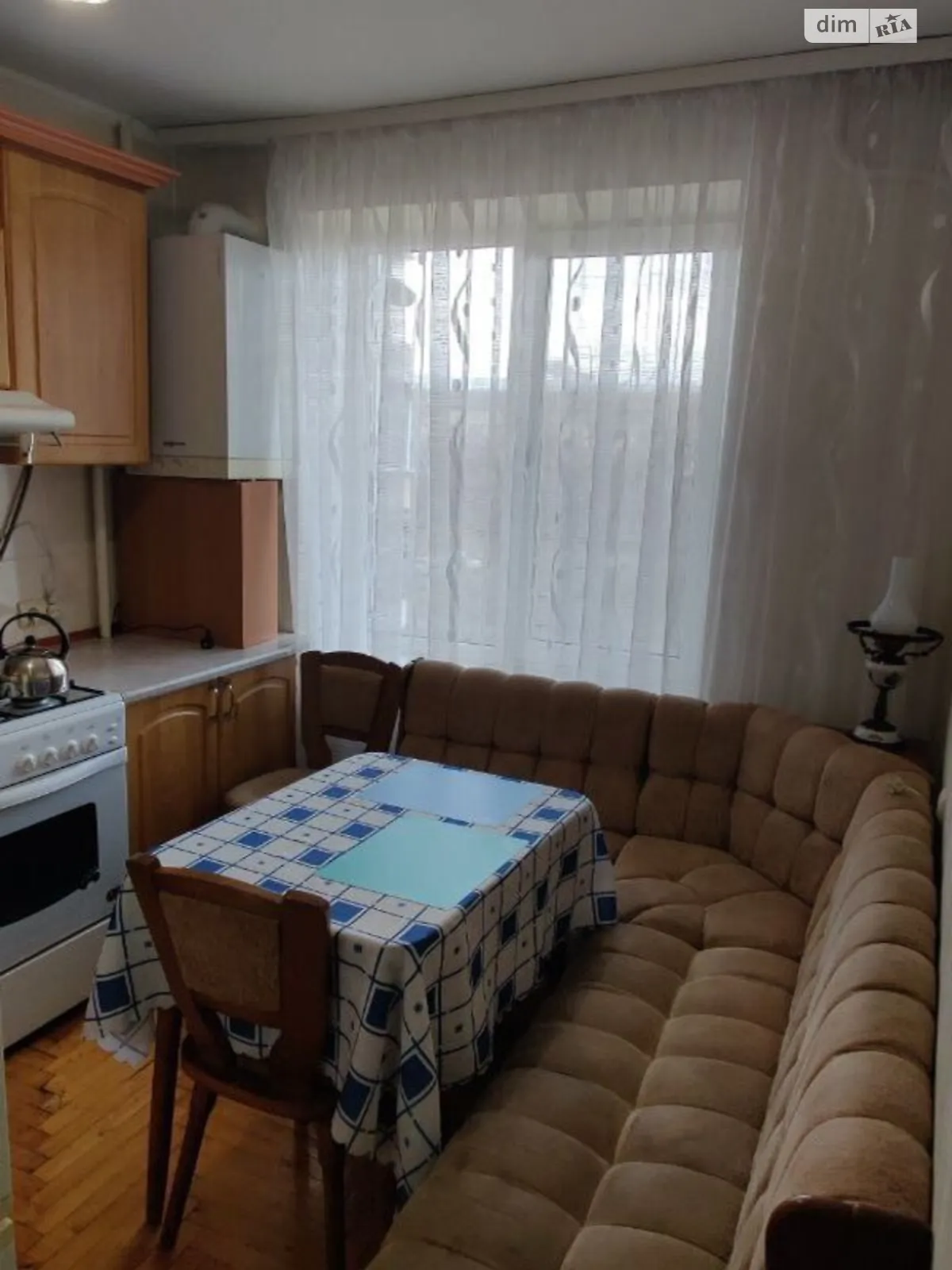 Сдается в аренду 1-комнатная квартира 37.2 кв. м в Ивано-Франковске, ул. Троллейбусная, 14 - фото 1