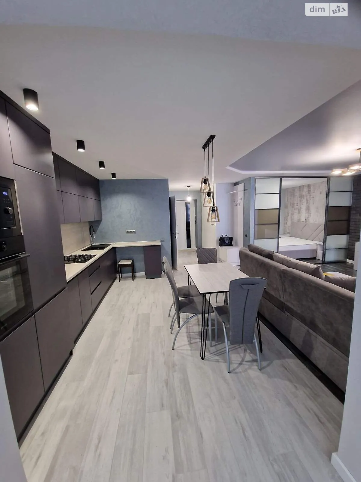 1-комнатная квартира 60 кв. м в Тернополе, ул. Котляревского, 69 - фото 1