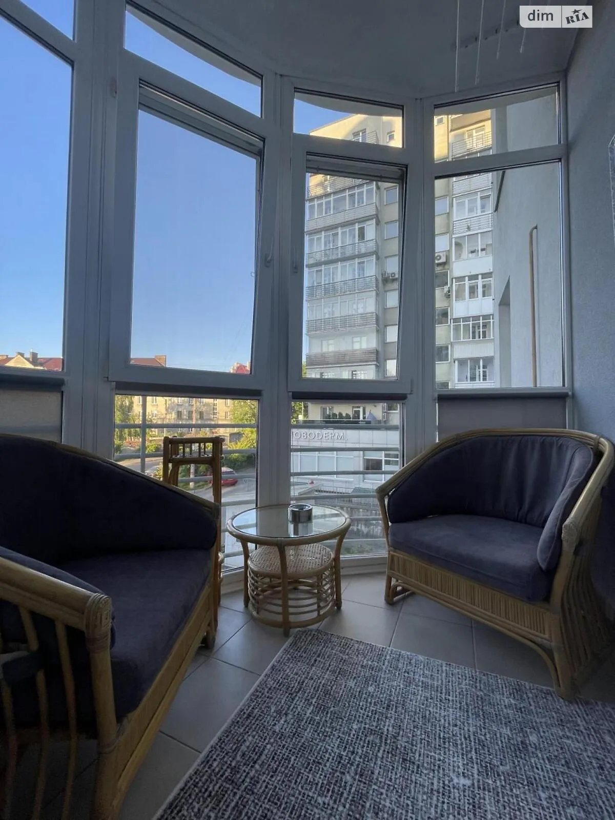 Здається в оренду 2-кімнатна квартира 70.3 кв. м у Львові, вул. Академіка Сахарова Андрія - фото 1