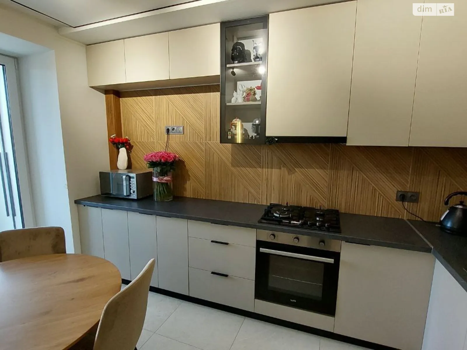 2-комнатная квартира 68 кв. м в Тернополе, ул. Чумацкая - фото 1