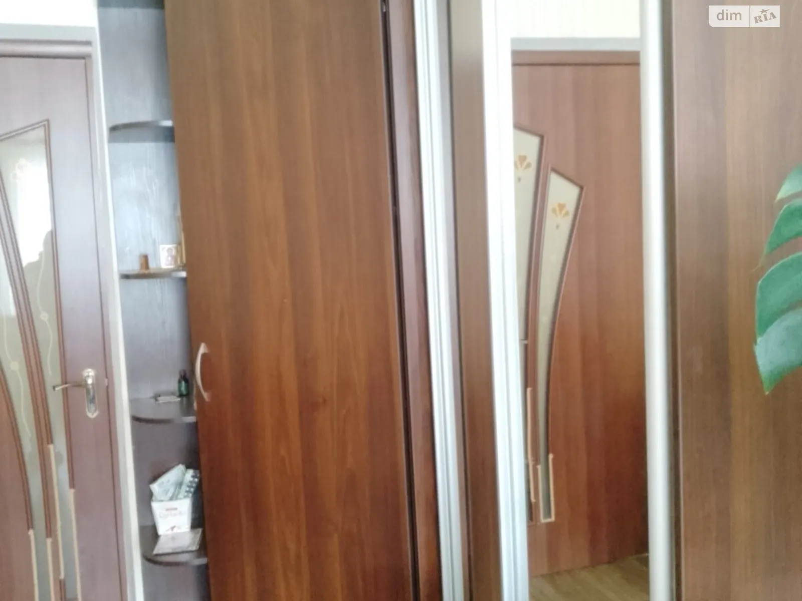 Сдается в аренду 3-комнатная квартира 60 кв. м в Днепре, просп. Поля Александра - фото 1