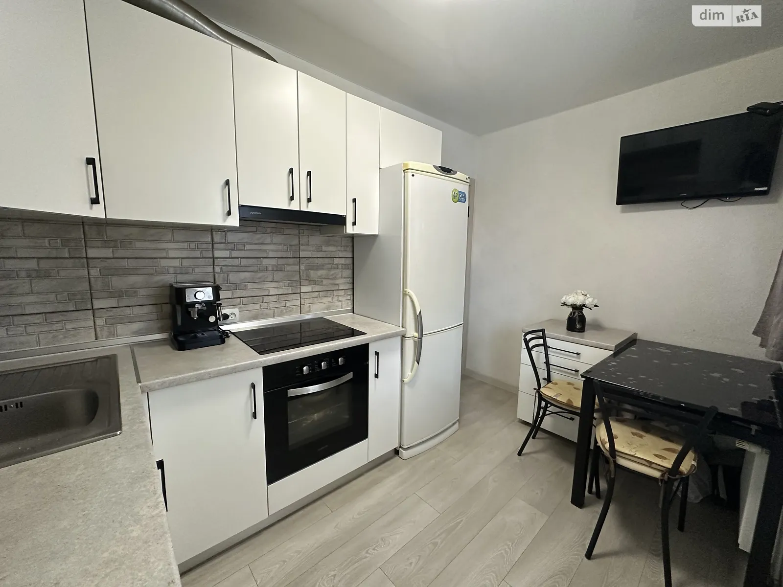 Продается 2-комнатная квартира 51.1 кв. м в Городище, ул. Рівненська - фото 1