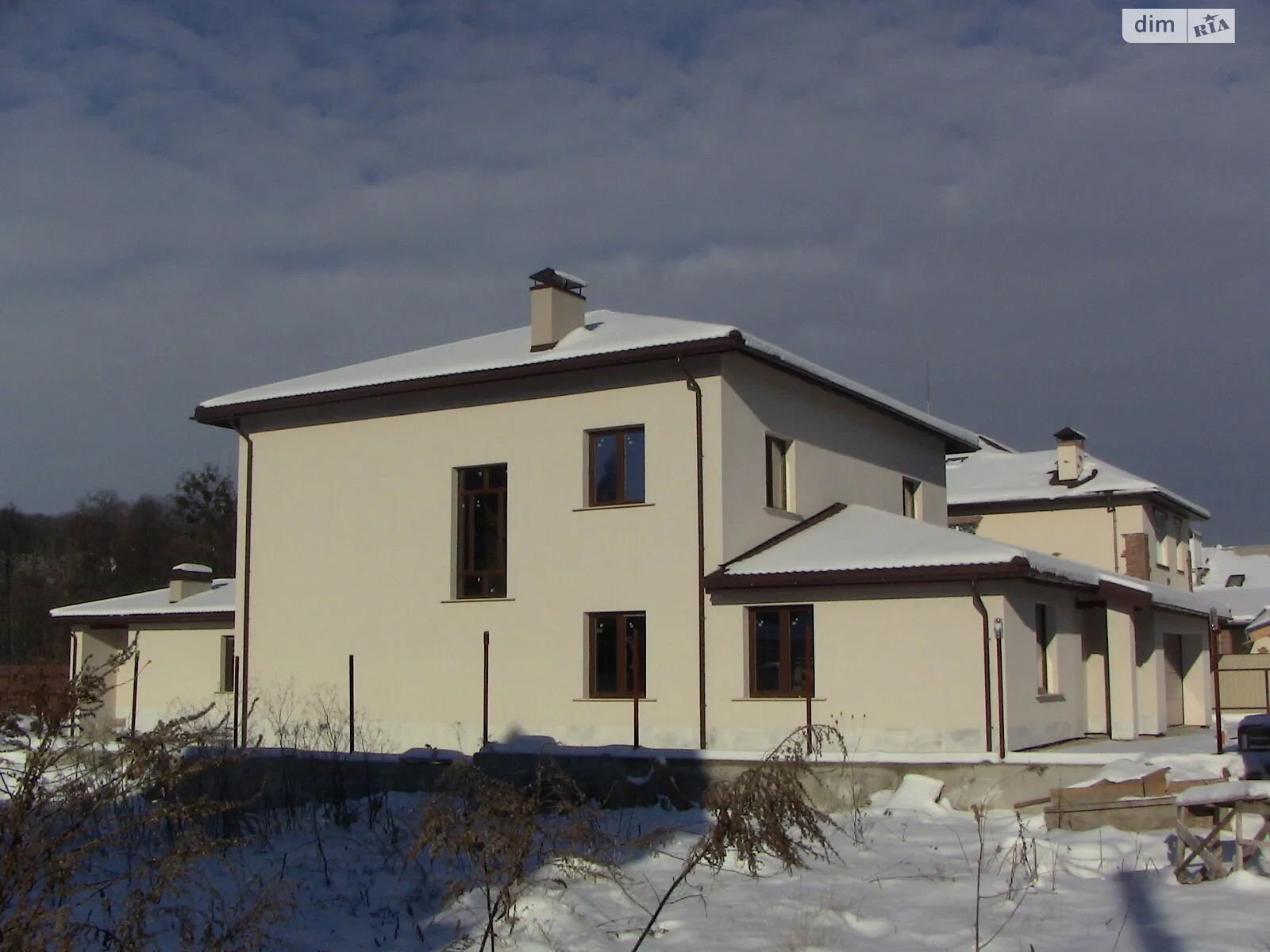 Продається будинок 2 поверховий 392 кв. м з ділянкою, цена: 470000 $ - фото 1