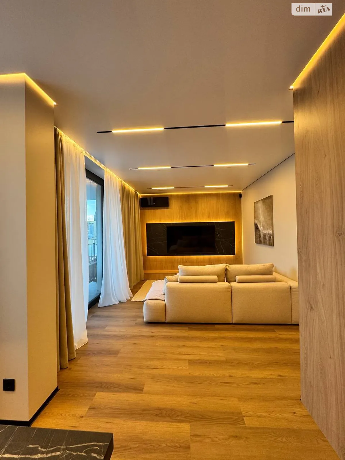 Сдается в аренду 1-комнатная квартира 72 кв. м в Львове, ул. Замарстиновская, 40 - фото 1