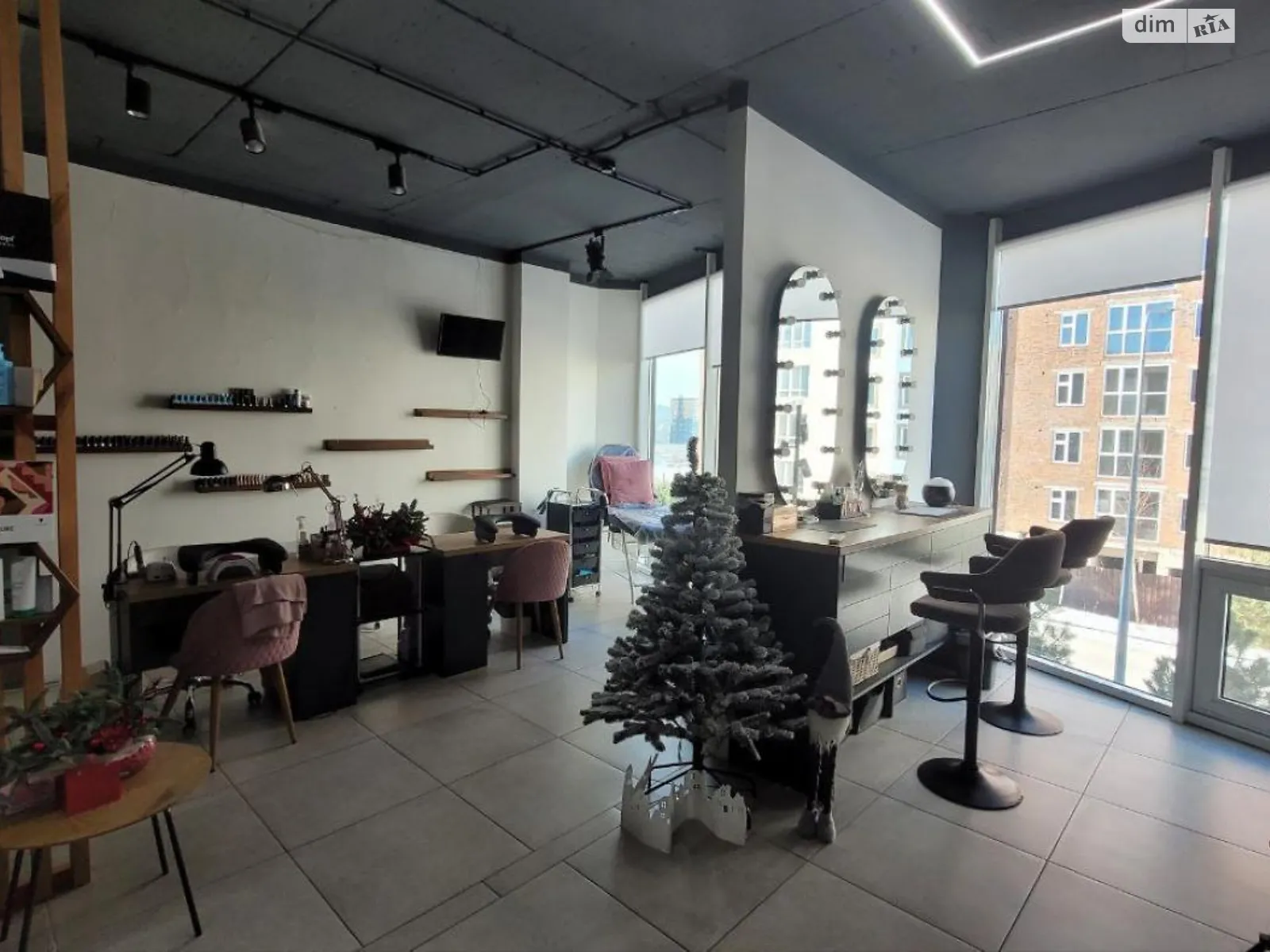 Здається в оренду офіс 47 кв. м в бізнес-центрі, цена: 14000 грн - фото 1