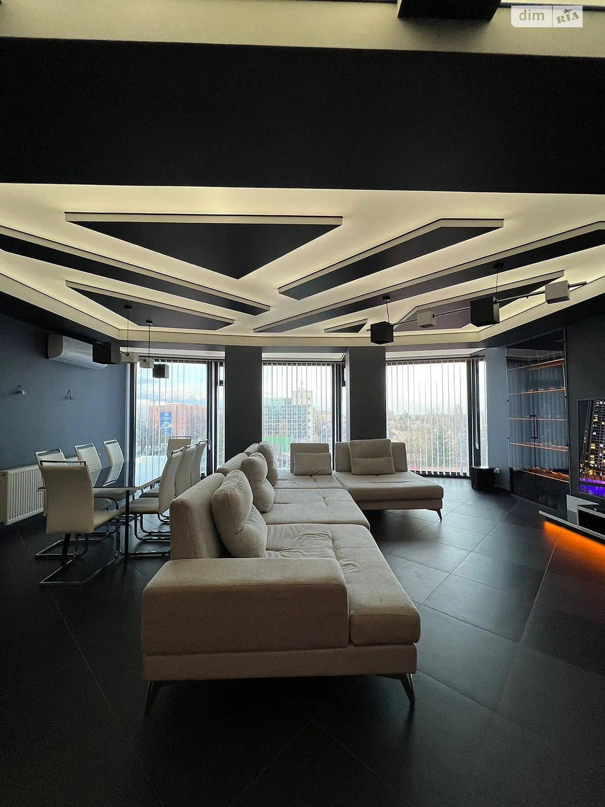 Продается 2-комнатная квартира 95 кв. м в Днепре, просп. Науки(Гагарина), 95А - фото 1