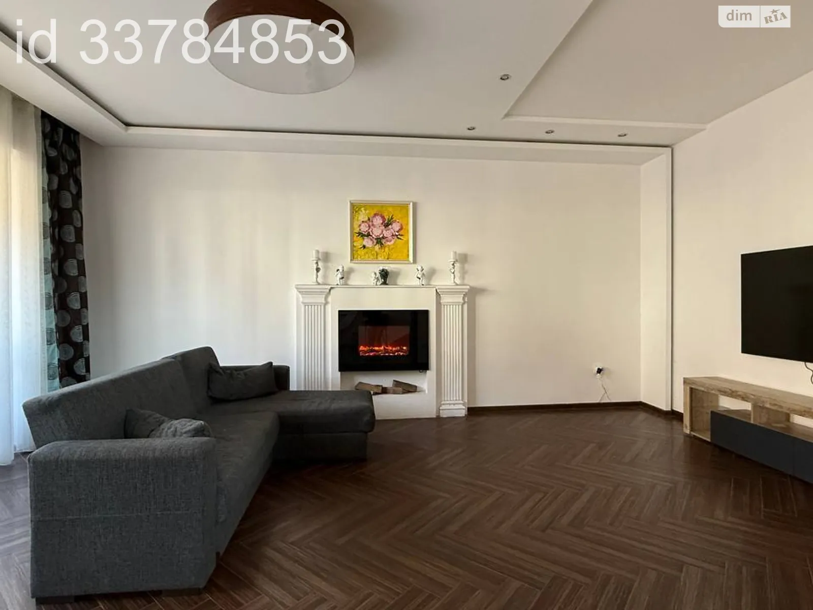 Сдается в оренду частина будинку 200 кв. м з балконом, цена: 1450 $ - фото 1