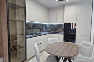 Продажа квартиры, Тернополь, р‑н. Канада, Злуки проспект, дом 7