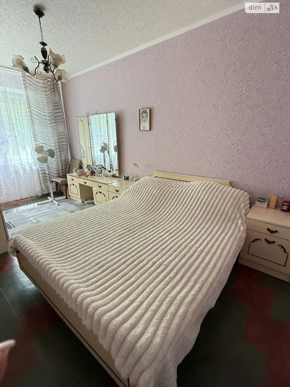 Продается 2-комнатная квартира 45 кв. м в Днепре, ул. Хмельницкого Богдана, 20 - фото 1