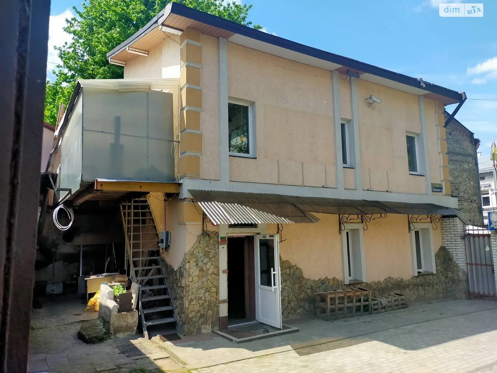 Продается помещения свободного назначения 101.3 кв. м в 2-этажном здании, цена: 150000 $ - фото 1