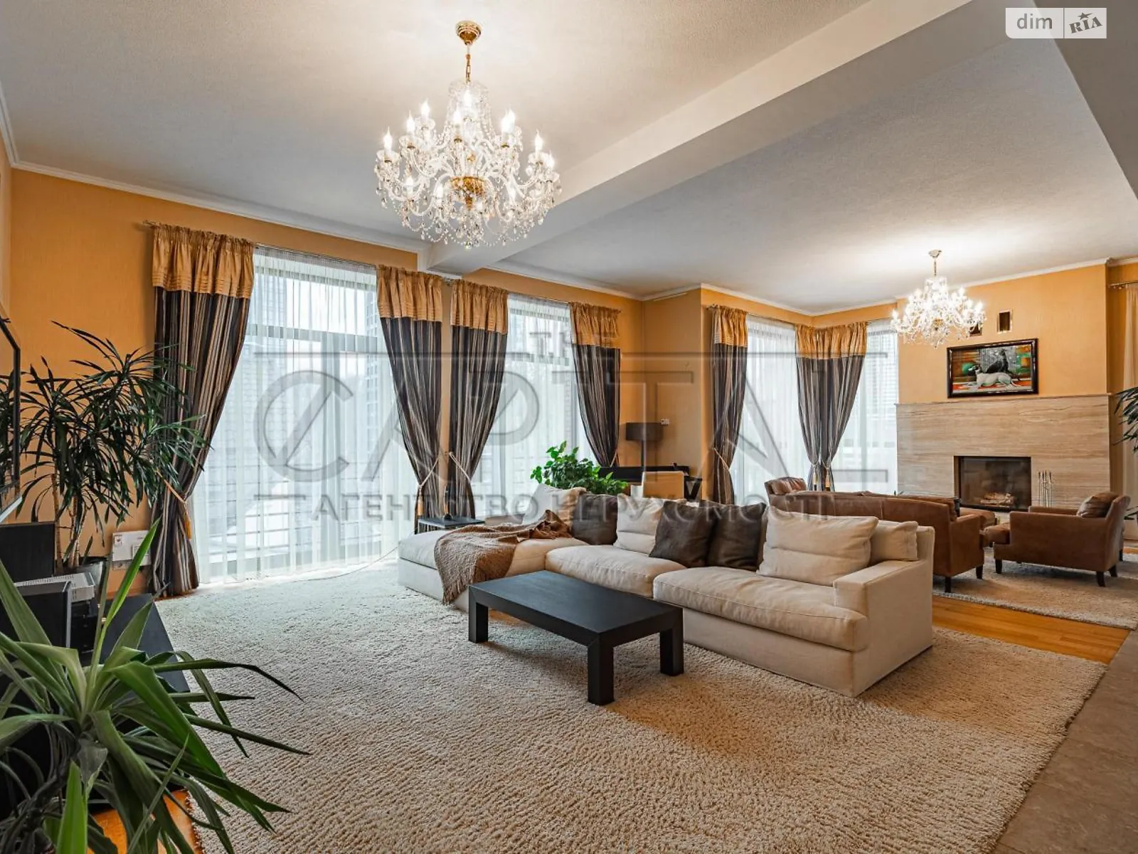 Продається будинок 3 поверховий 575 кв. м з ділянкою, цена: 2880000 $ - фото 1