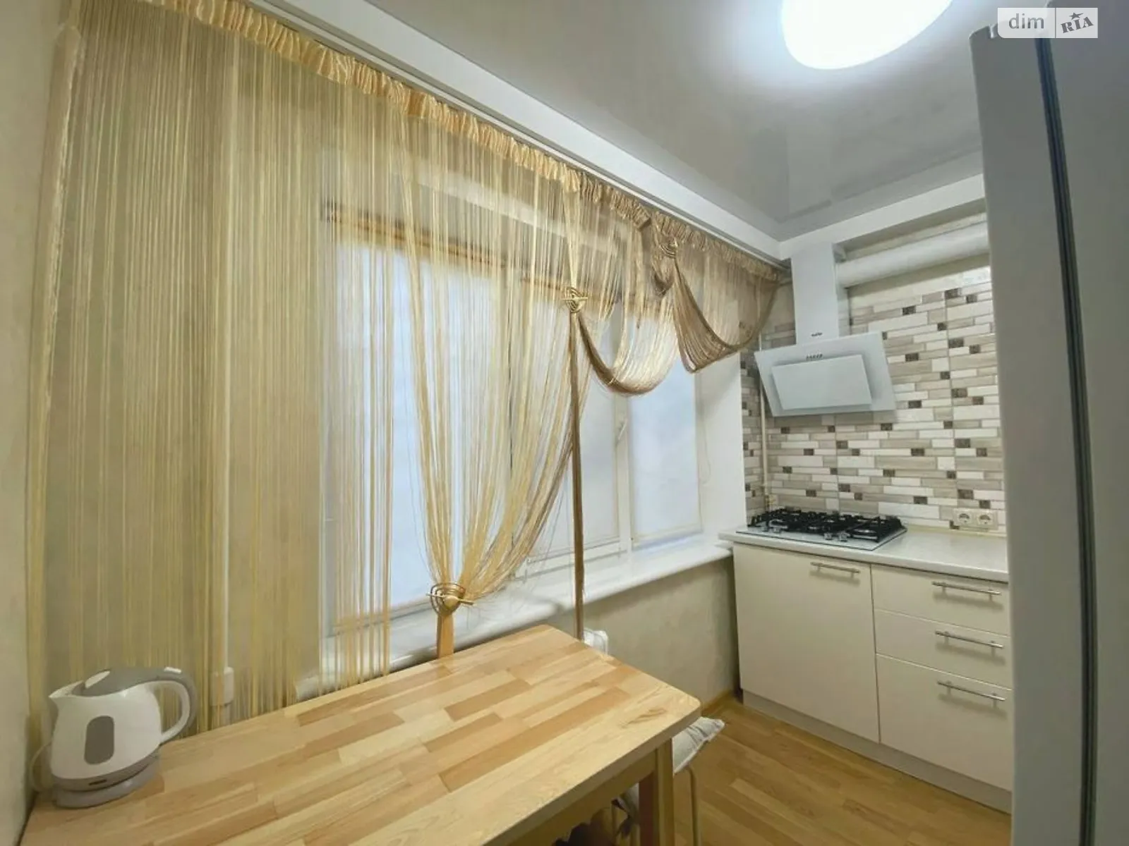 Здається в оренду 1-кімнатна квартира 30 кв. м у Києві, бул. Дарницький, 11 - фото 1