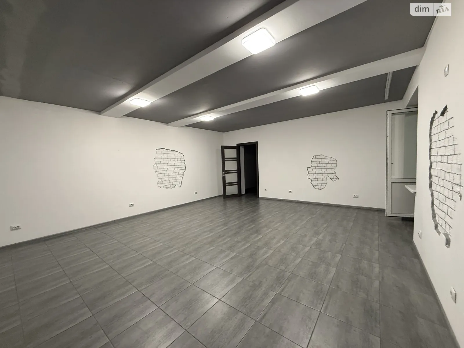 Сдается в аренду офис 70 кв. м в бизнес-центре, цена: 21000 грн - фото 1