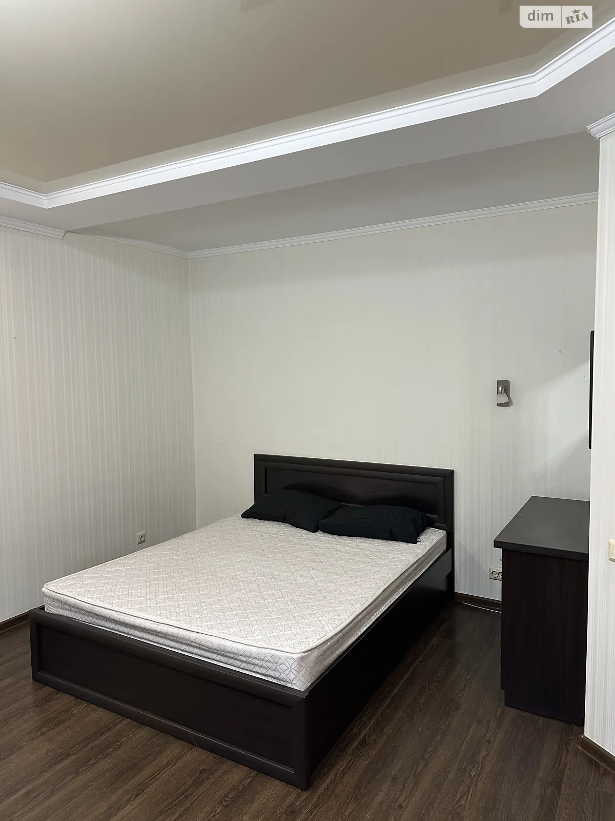 Сдается в аренду 1-комнатная квартира 52 кв. м в Хмельницком, ул. Степана Бандеры, 7/1 - фото 1