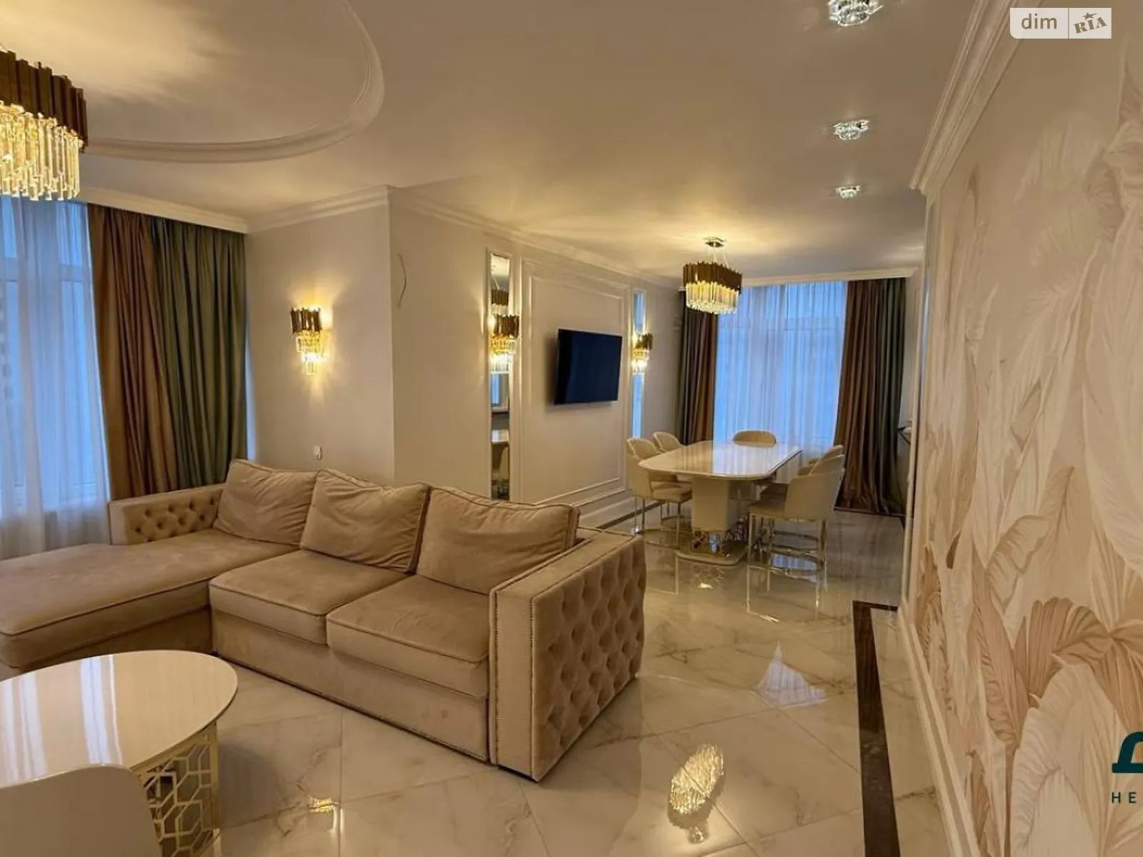 Продається 2-кімнатна квартира 107 кв. м у Одесі, вул. Генуезька, 3В - фото 1