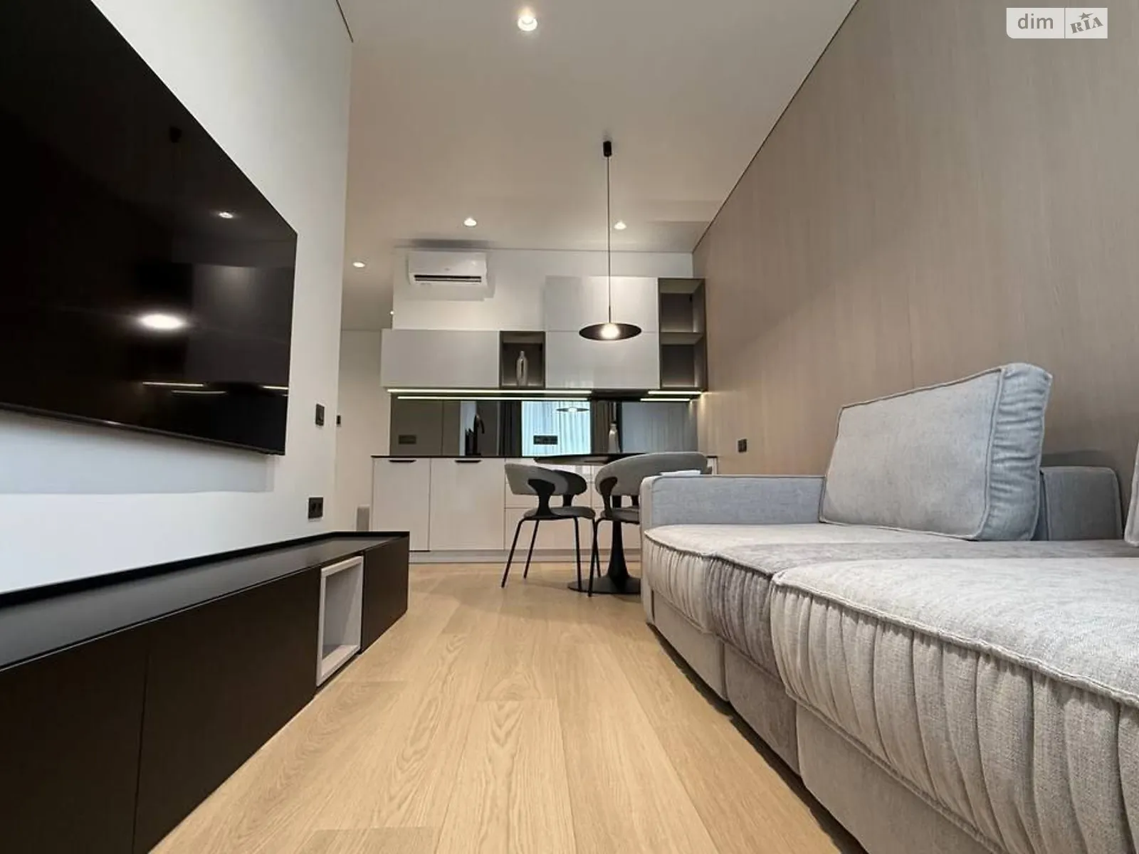 Сдается в аренду 1-комнатная квартира 55 кв. м в Днепре, ул. Овражная, 15/2 - фото 1