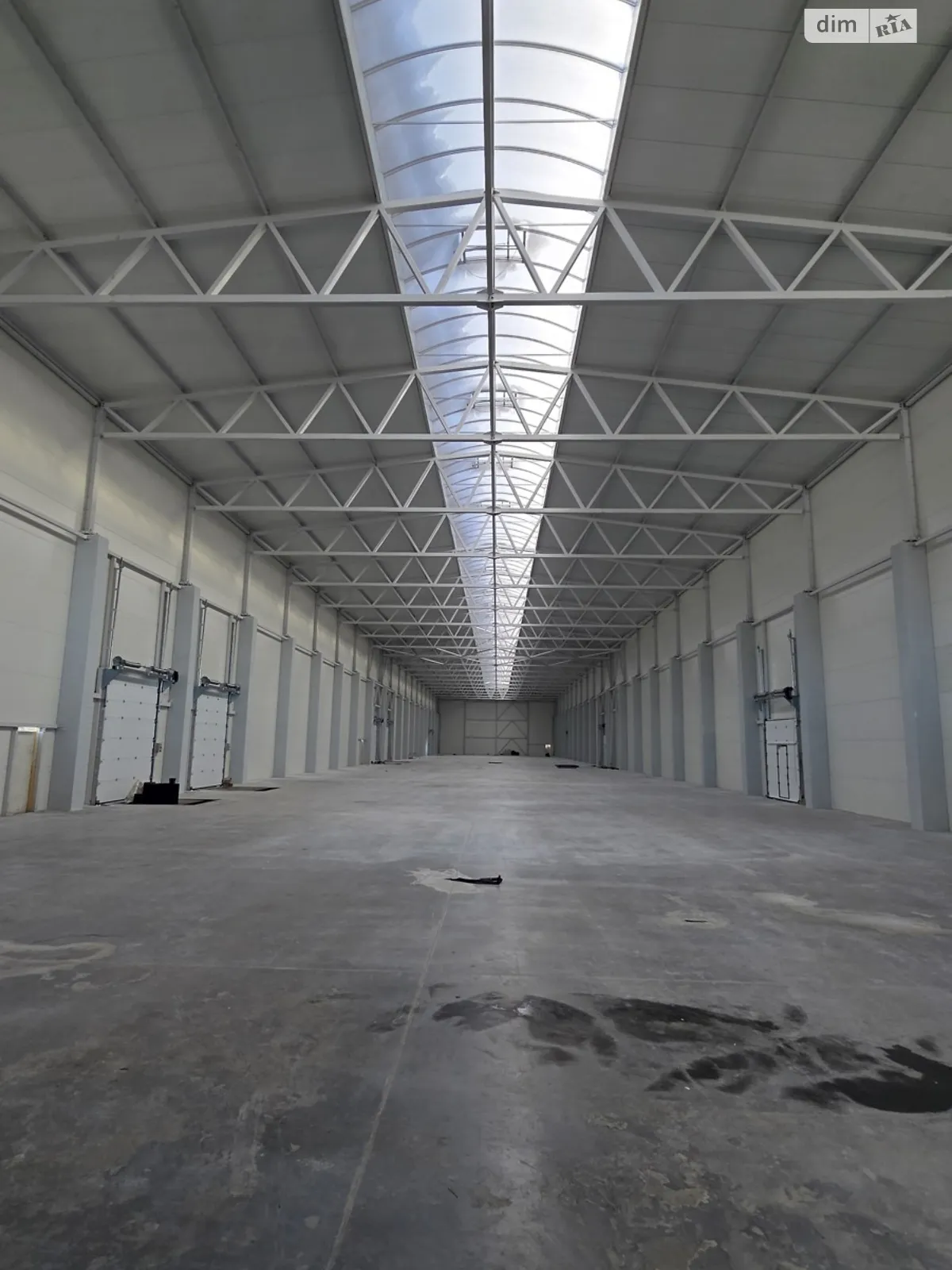Сдается в аренду помещения свободного назначения 3600 кв. м в 1-этажном здании, цена: 25200 $ - фото 1