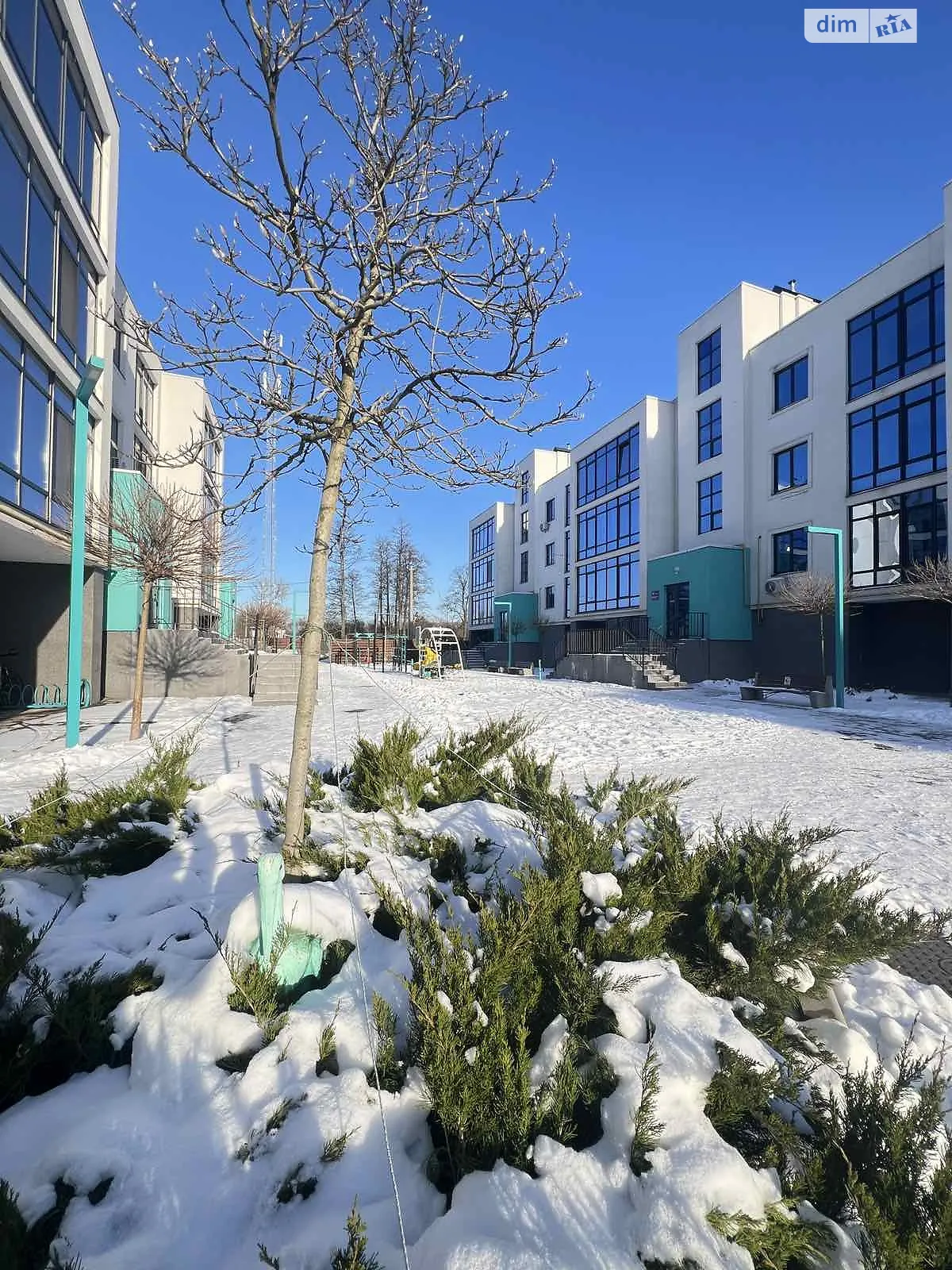 Продається 2-кімнатна квартира 70 кв. м у Ірпені, вул. Затишна, 14 - фото 1