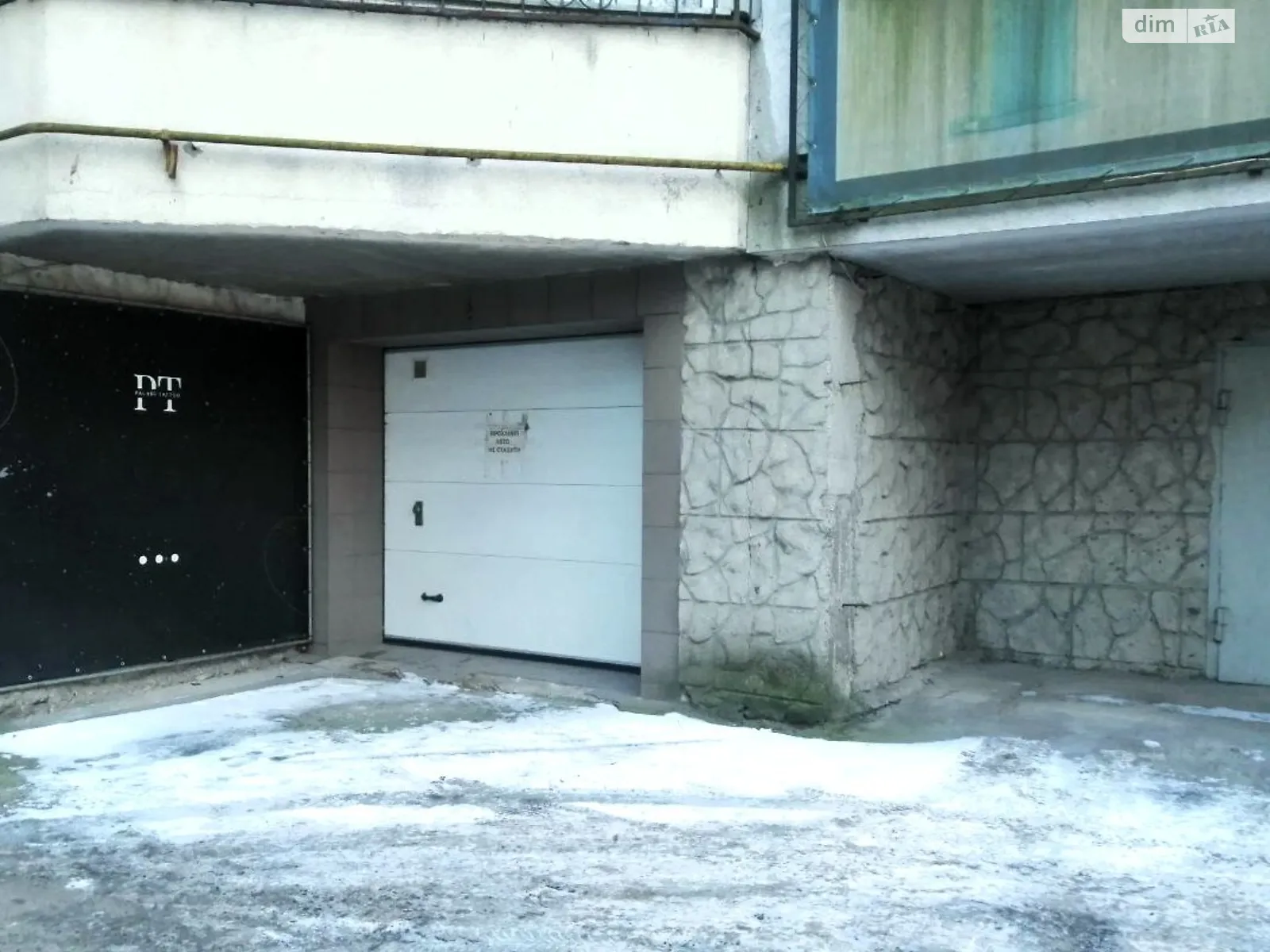 Здається в оренду окремий гараж під легкове авто на 21 кв. м, цена: 3000 грн - фото 1