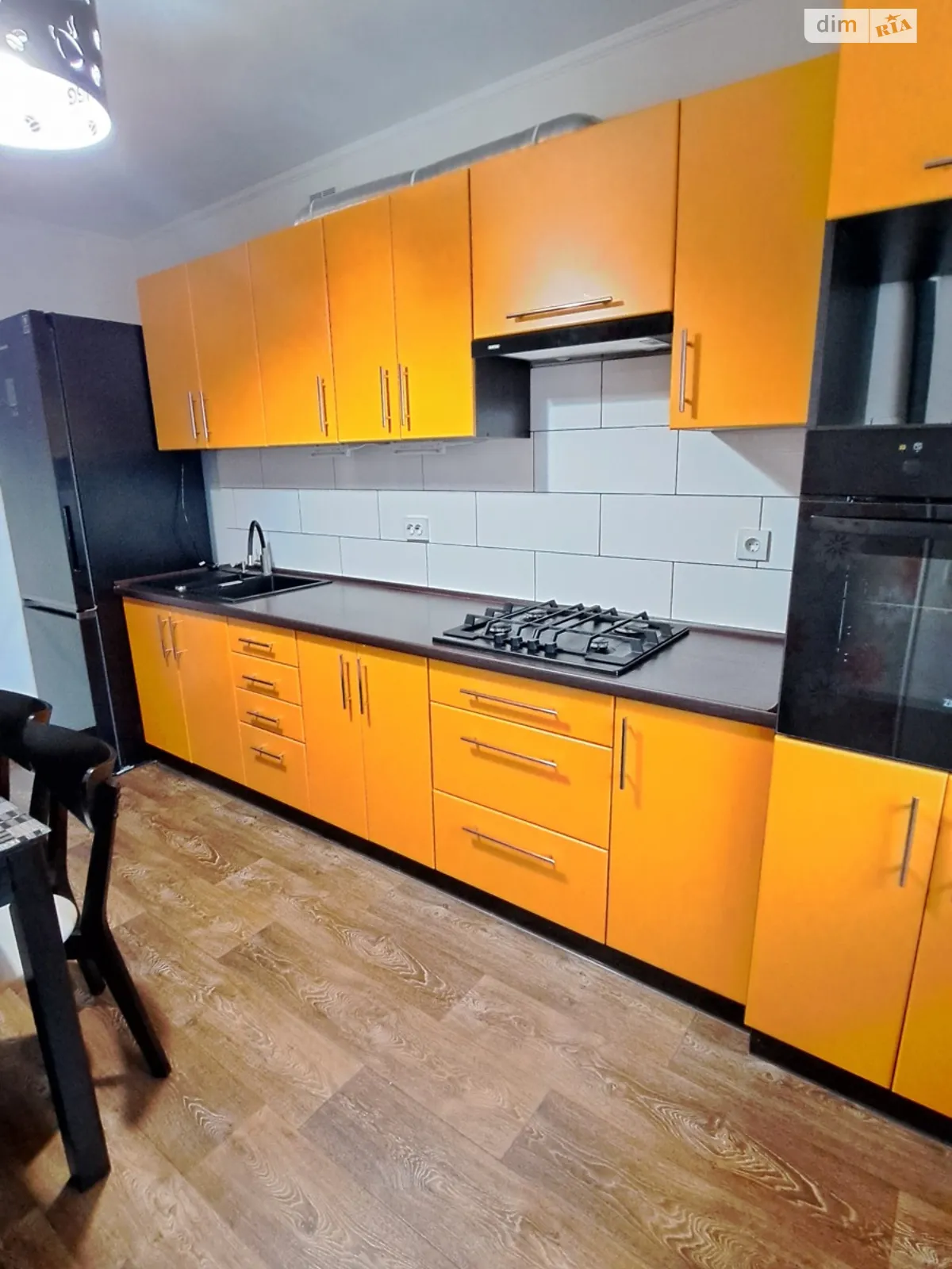 Продается 3-комнатная квартира 64 кв. м в Черкассах, ул. Нижняя Горова, 68 - фото 1