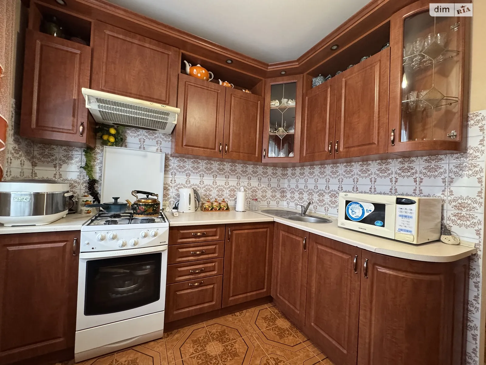 Продається 3-кімнатна квартира 63 кв. м у Хмельницькому, вул. Прибузька, 4 - фото 1