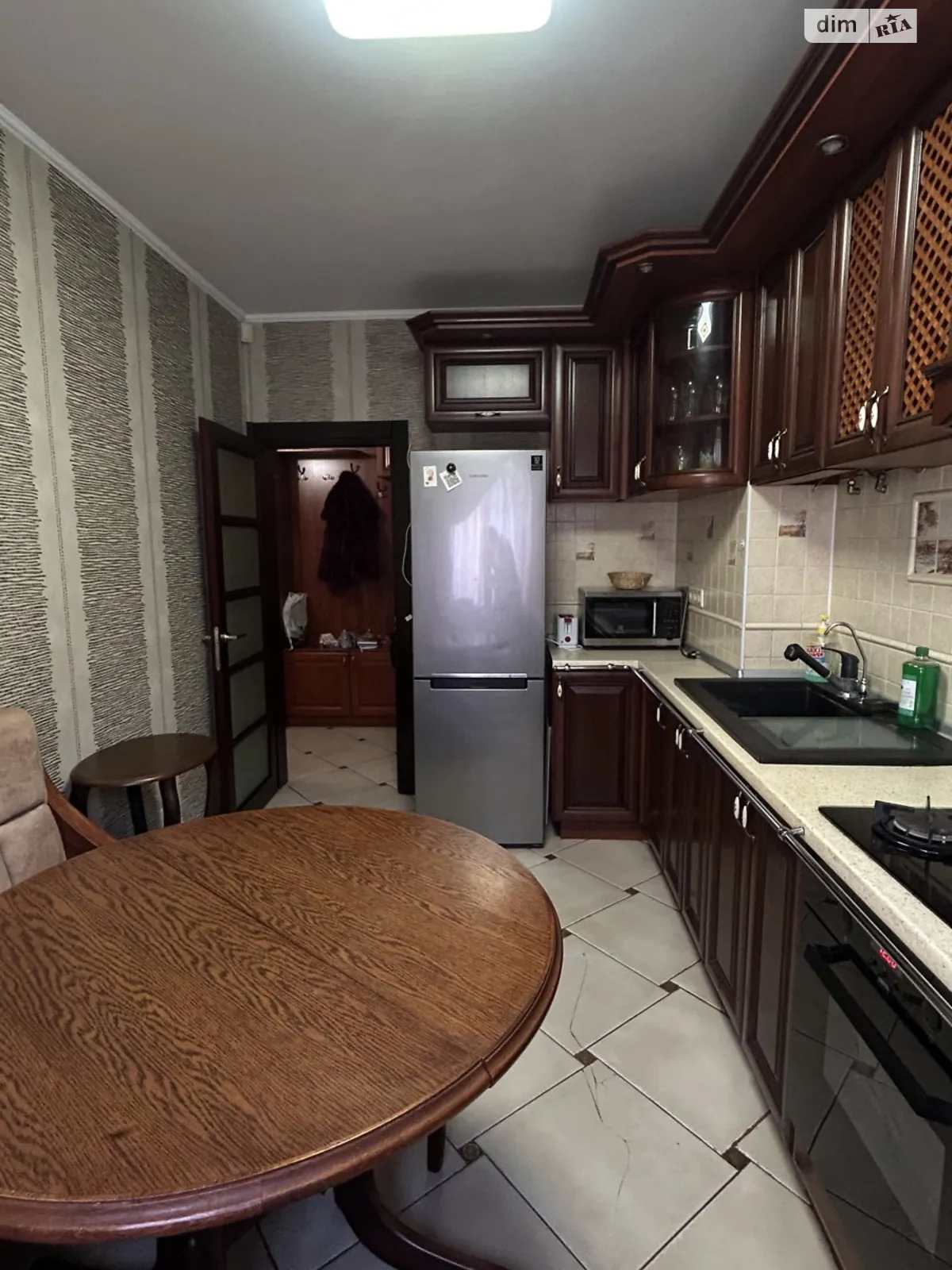 Продается 3-комнатная квартира 61 кв. м в Одессе, Фонтанская дор., 30/32 - фото 1