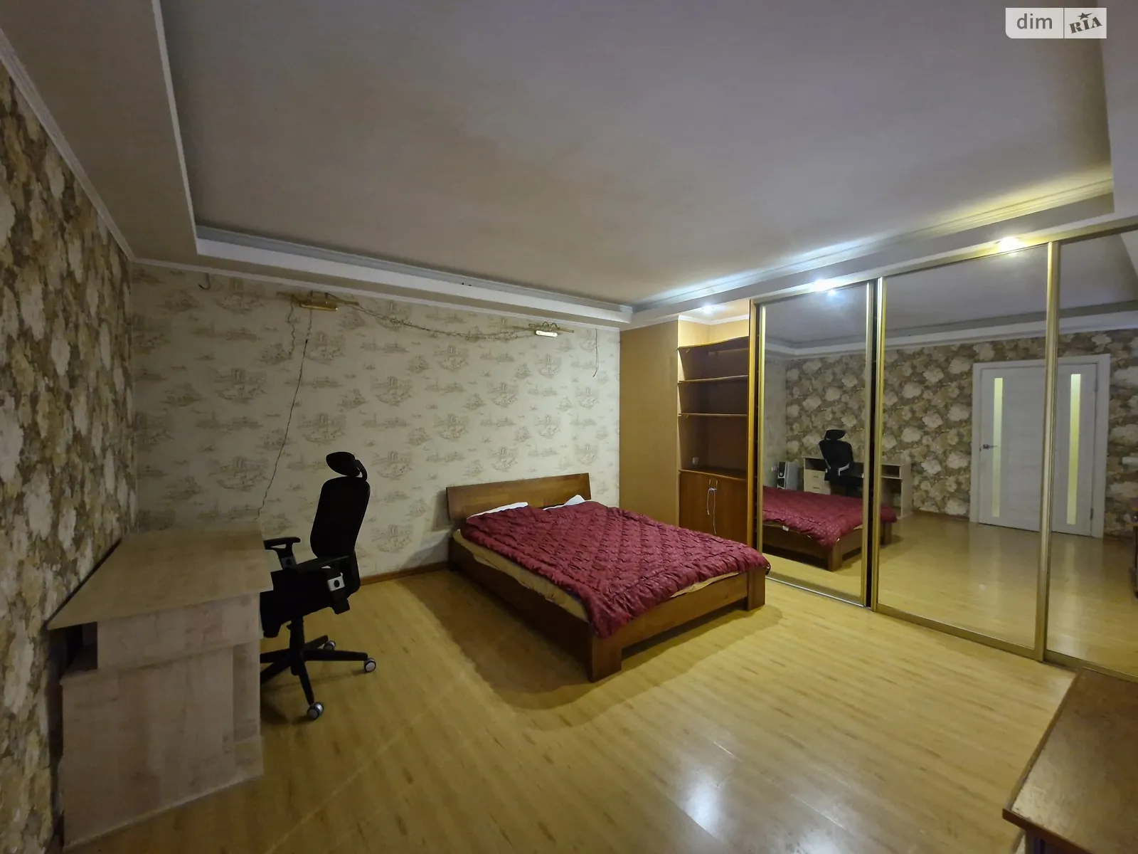 Сдается в аренду 1-комнатная квартира 35 кв. м в Львове, цена: 350 $ - фото 1